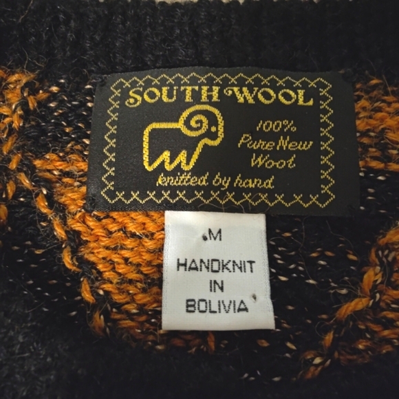 South Wool Hand Knit Geo Pattern Cardigan, Size M - Picture 2 of 11